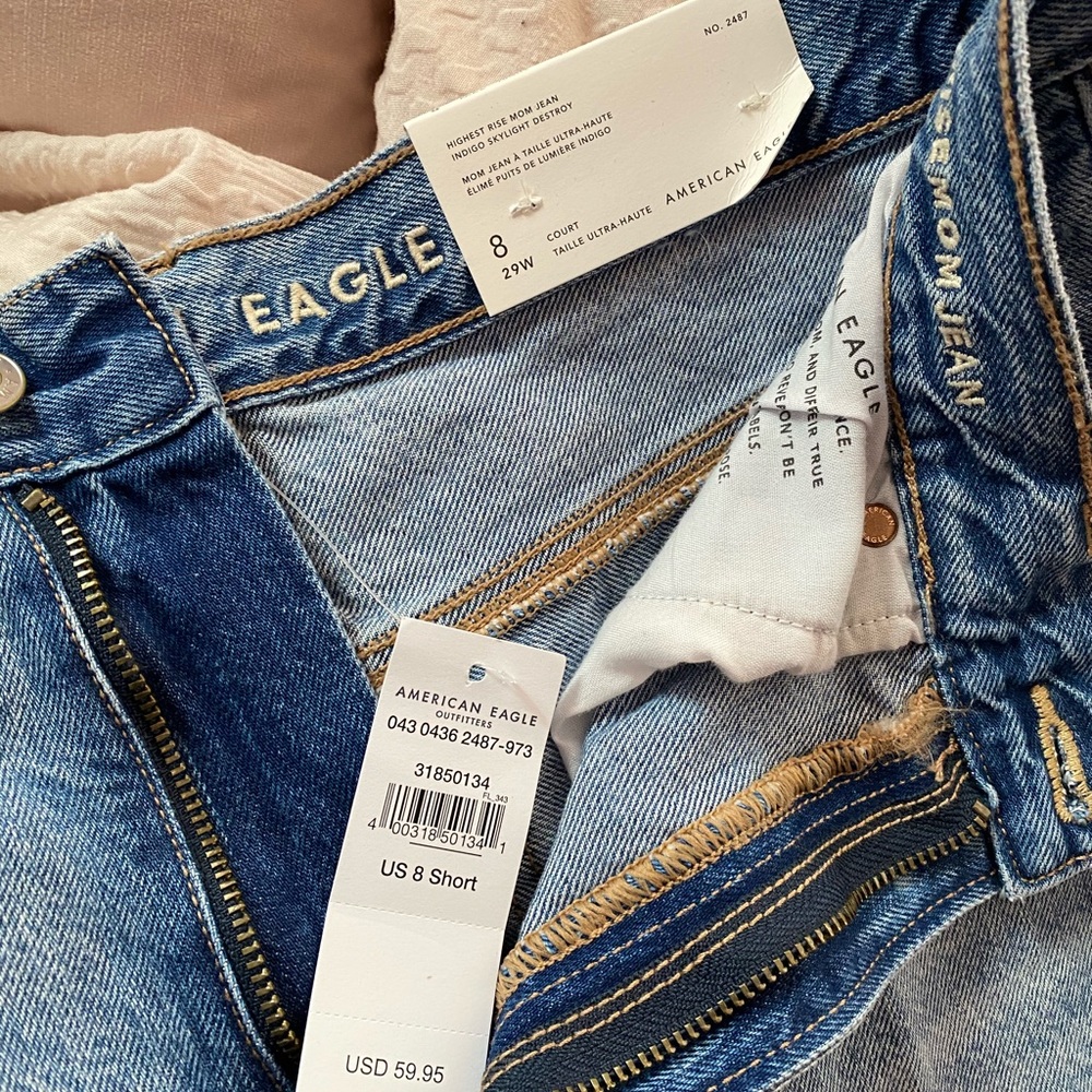 American Eagle mom Jeans